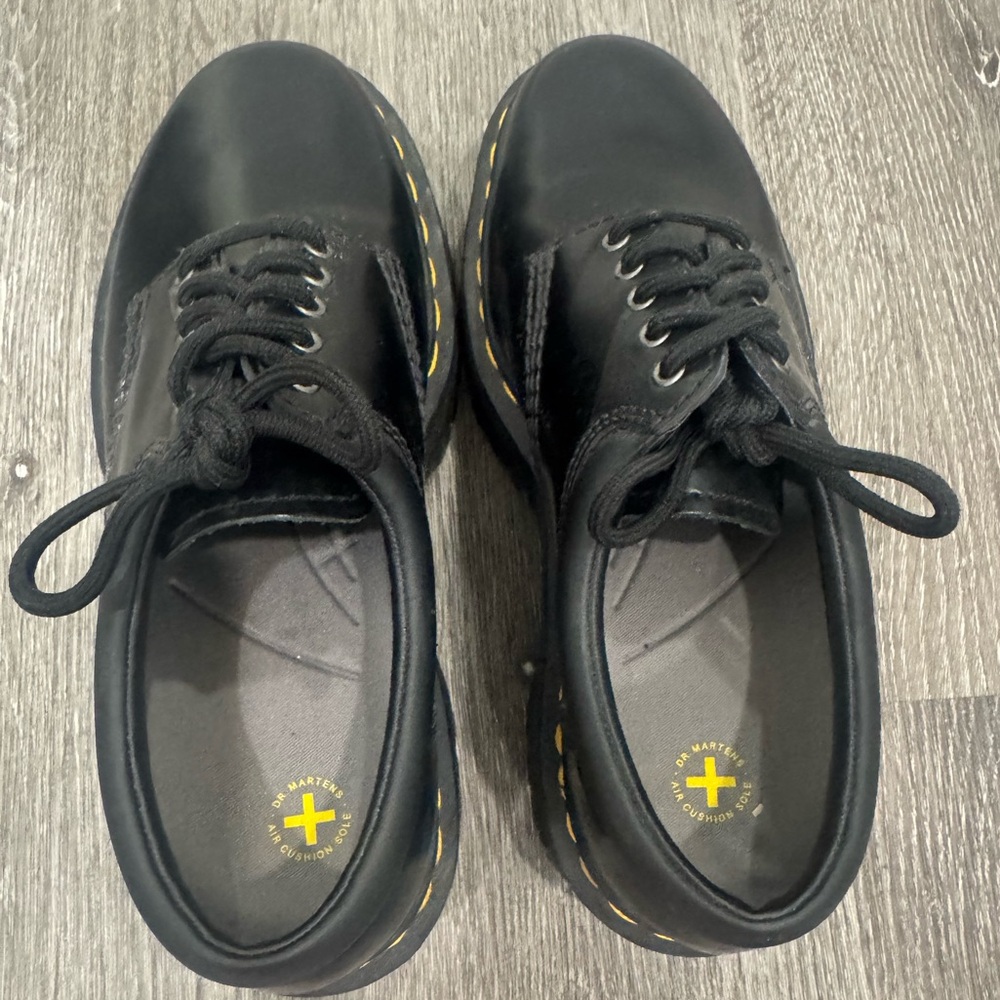 Dr.Marten Black Leather Platform shoe. Size: M 7, W 8.5 - Picture 5 of 8